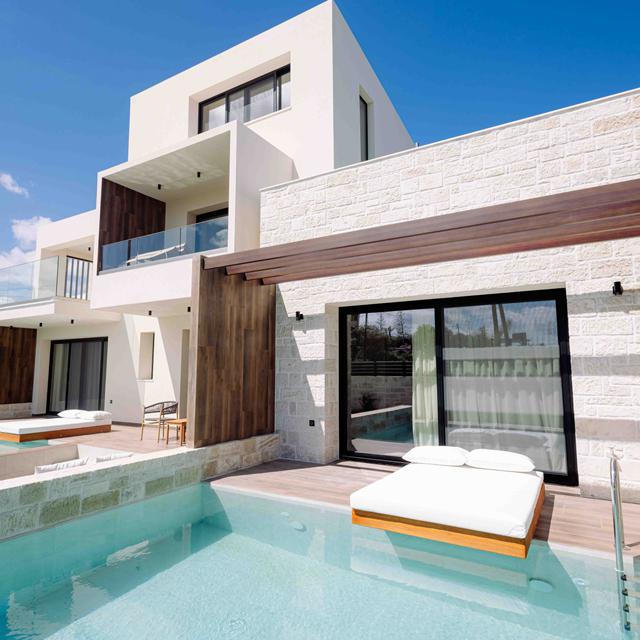 Avra Lux Suites - Eliza was here