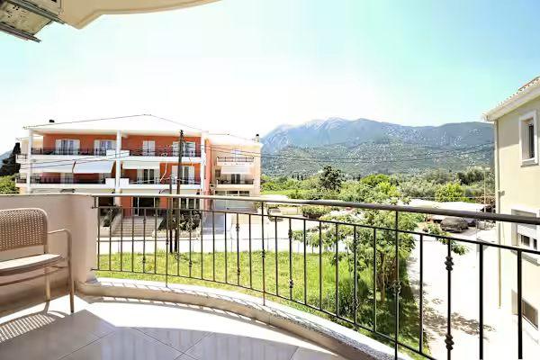 Kipos Suites