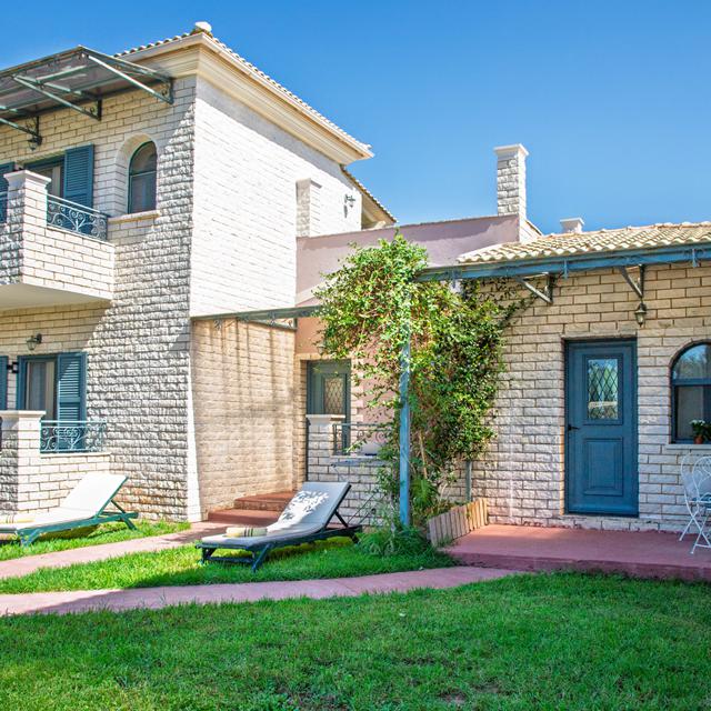 Stalakton Country Maisonettes - Eliza was here