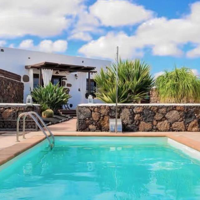 El Caserio de Guime - Eliza was here