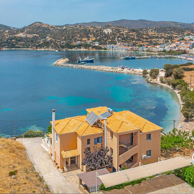 Niovi Seaview Apartments - Eliza was here
