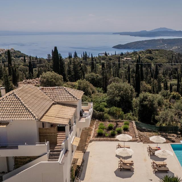 Askos Suites - Eliza was here